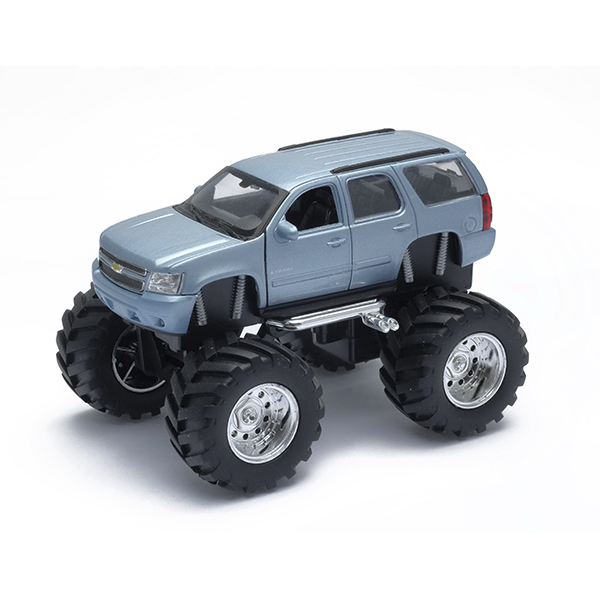 Модель машины Chevrolet Tahoe Big Wheel, 1:34-39  